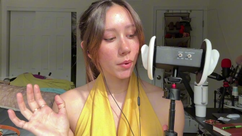 Dakota B ASMR - 3Dio Wet Vs. Dry Mouth Sounds